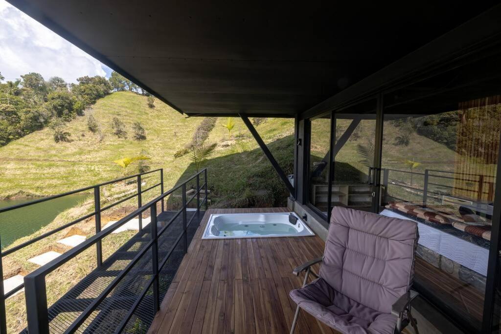 Sky House Cabana Guatape La Pradera  Екстериор снимка